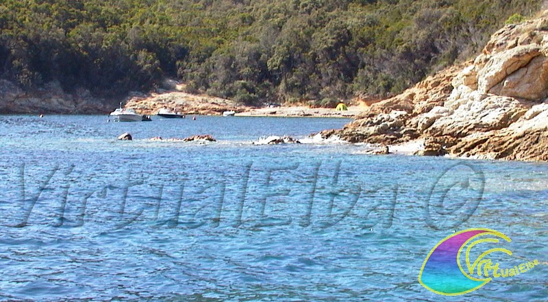Porticciolo beach Procchio
