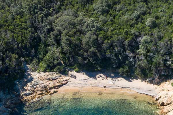 Porticciolo beach Procchio