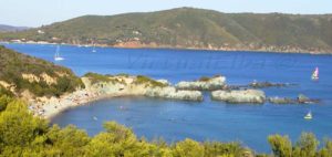 Laconella beach
