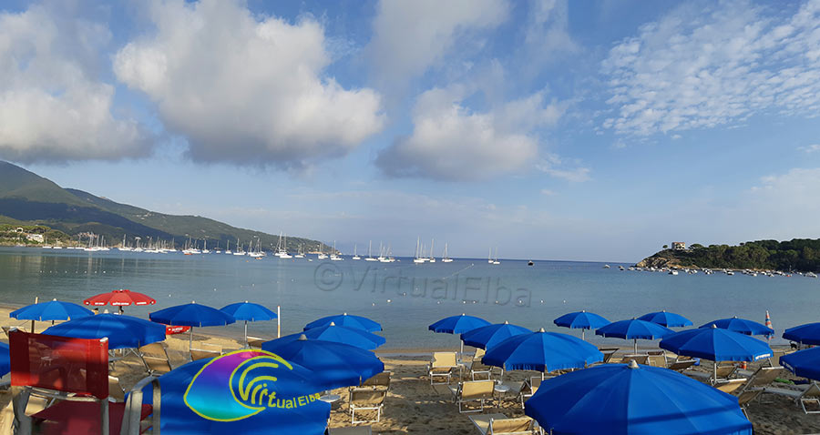 Campo all'Aia Procchio beach