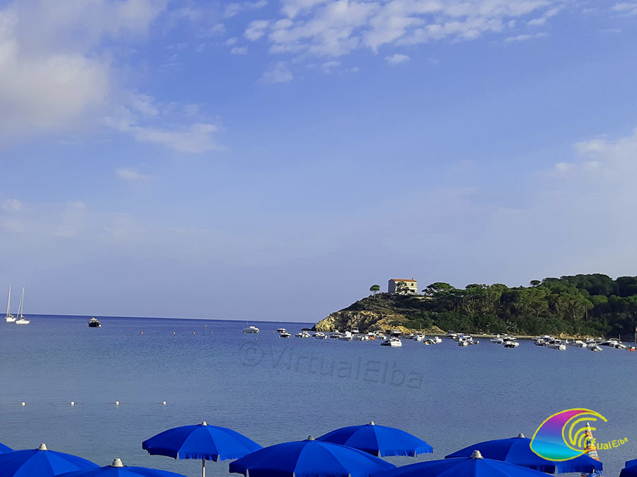 Campo all'Aia Procchio beach