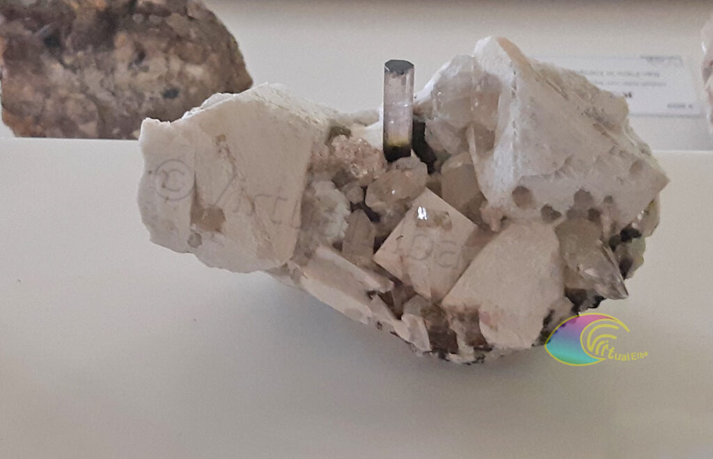 - Geology of the Island of Elba - Tourmaline mineral polychrome crystal San Piero island of Elba